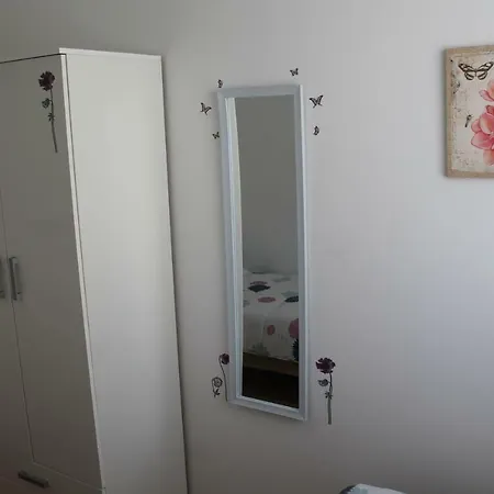 Apartment Sweet Dreams Split